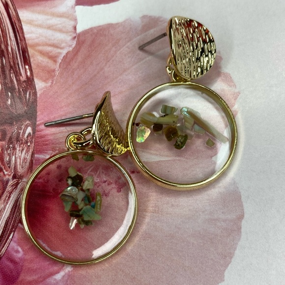 Gold Round Acrylic Shell Earrings - Picture 4 of 5